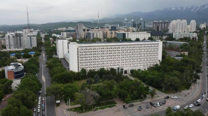 10万左右能出国读研？哈萨克斯坦留学费用解析